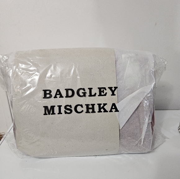 NWT! Badgley Mischka Quilted Red Mini Tote! - Picture 9 of 9